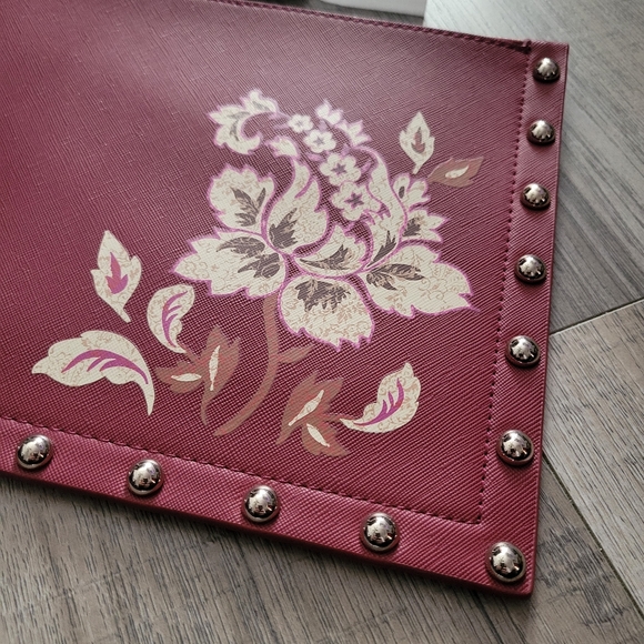 Red Clutch Wristlet Handbag - Picture 9 of 12